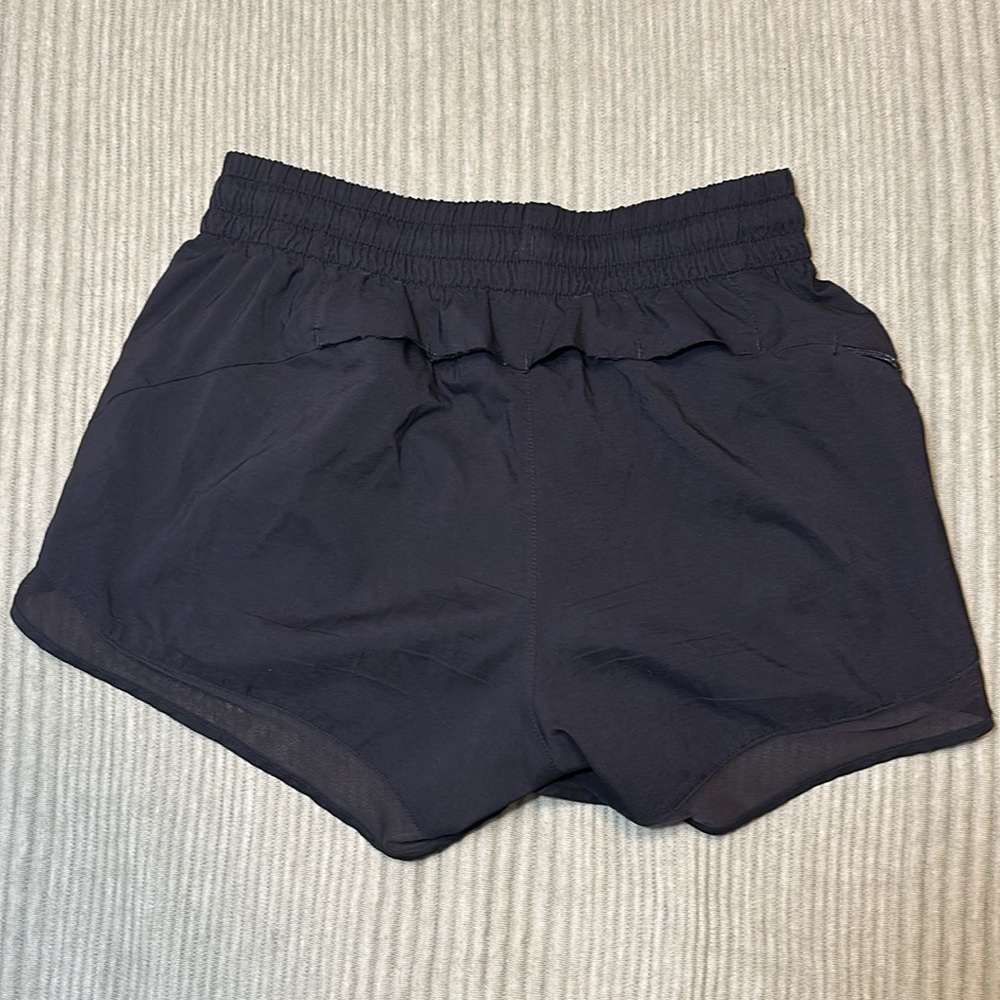 Athleta Mesh Racer Run Shorts - Picture 2 of 4